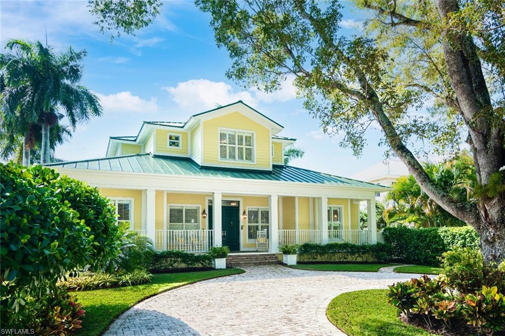 362 2nd Avenue North Naples, FL 34102 - Photo 2 of 38