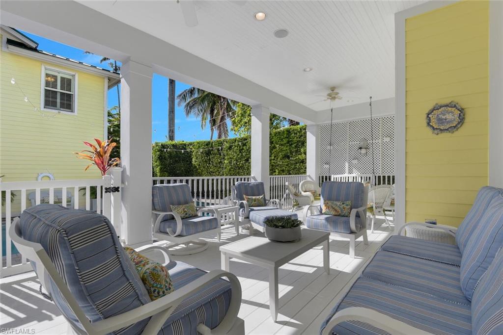 362 2nd Avenue North Naples, FL 34102 - Photo 6 of 38