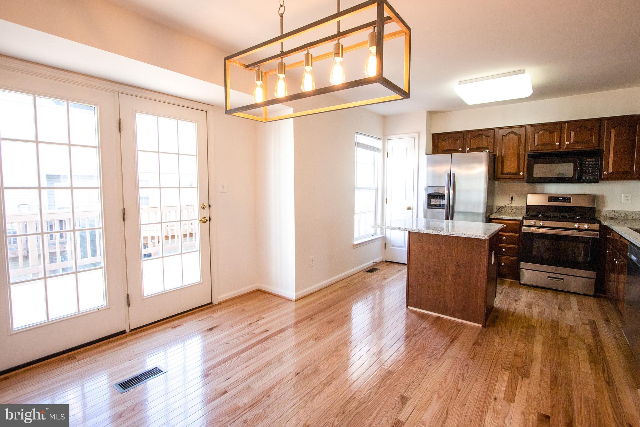 6401 Lureta Ann Lane Springfield, VA 22150 - Photo 11 of 28