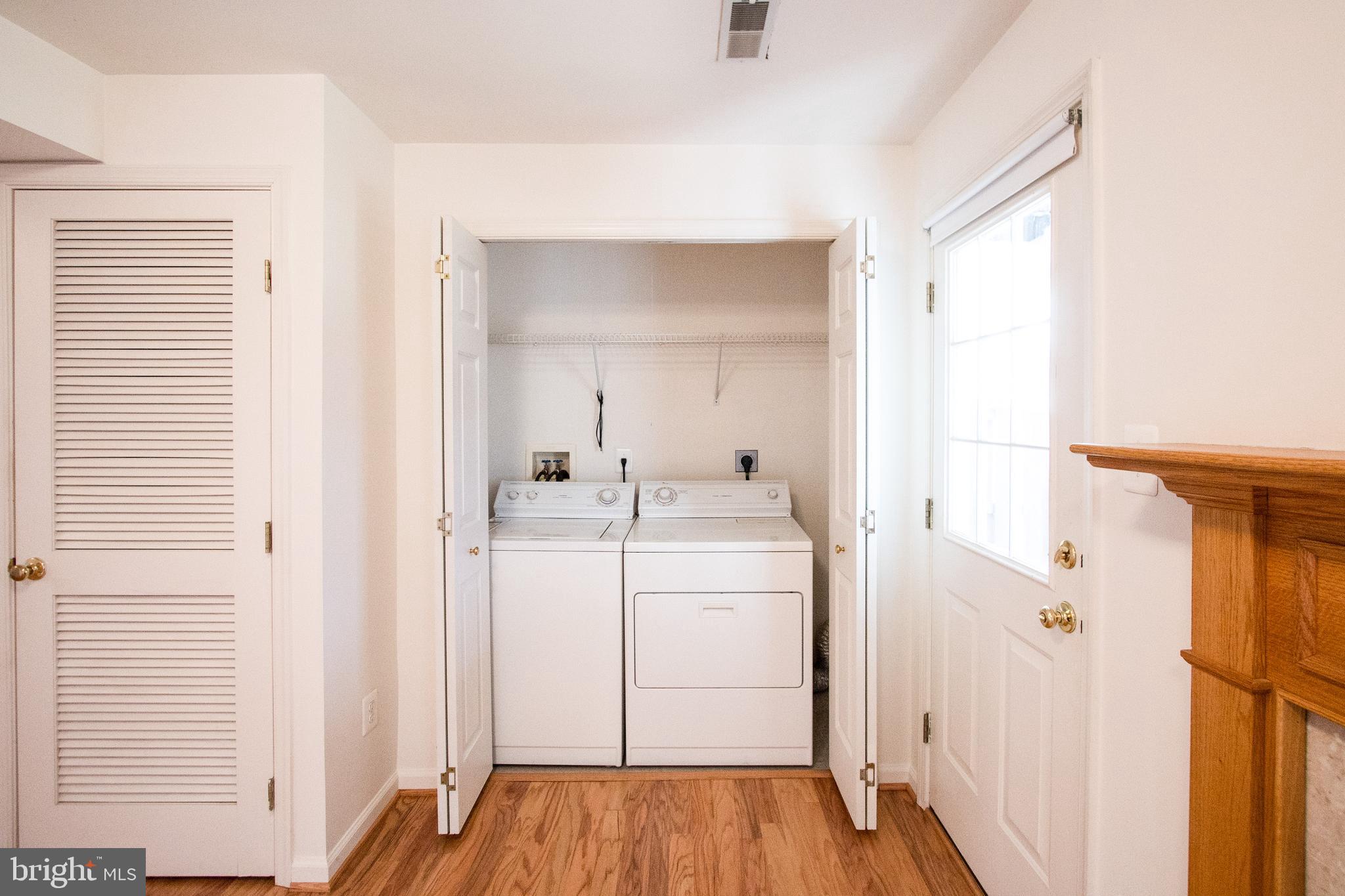 6401 Lureta Ann Lane Springfield, VA 22150 - Photo 5 of 28