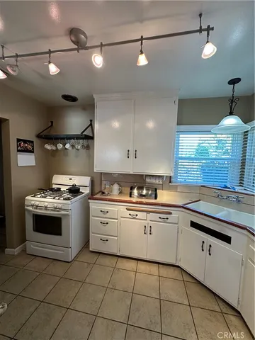 $1,275,000 | 743 North Sparks Street, Burbank, CA 91506