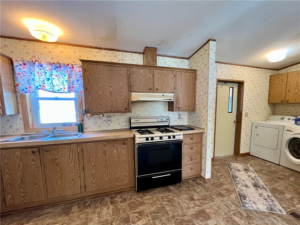 9207 Wayne Center Road Rose, NY 14489 - Photo 13 of 24