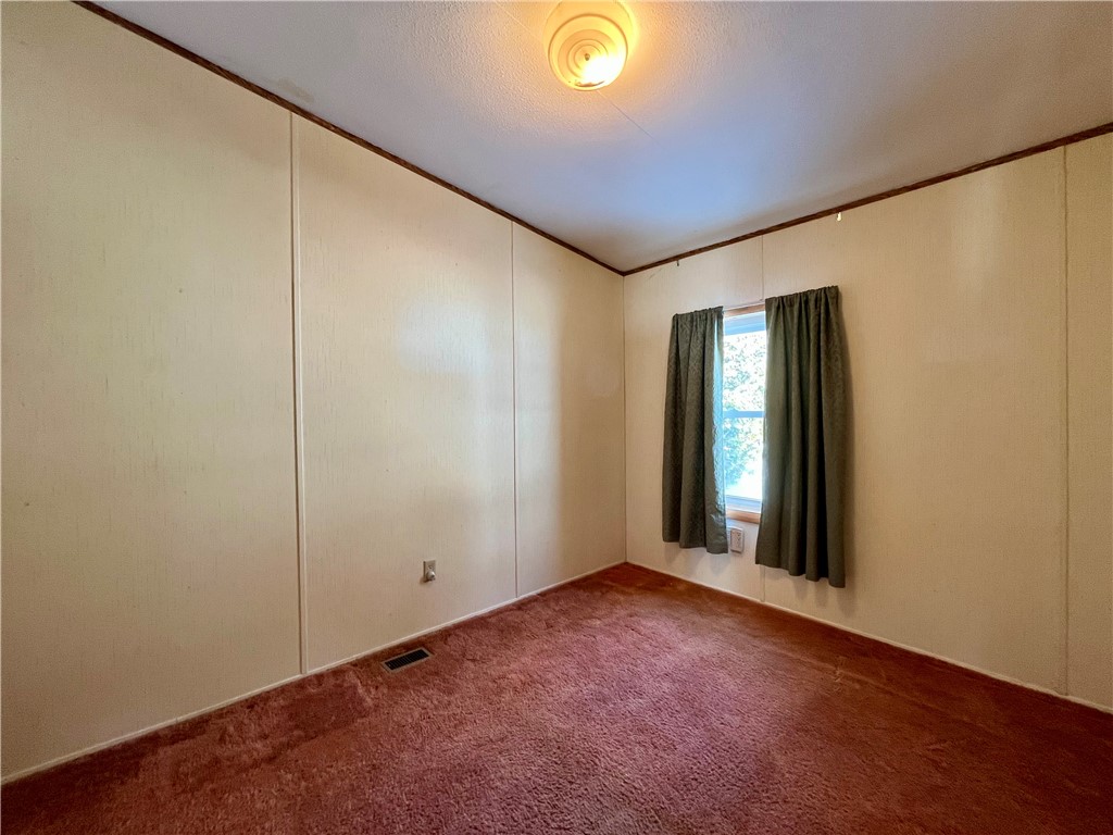 9207 Wayne Center Road Rose, NY 14489 - Photo 21 of 24 1st floor bedroom