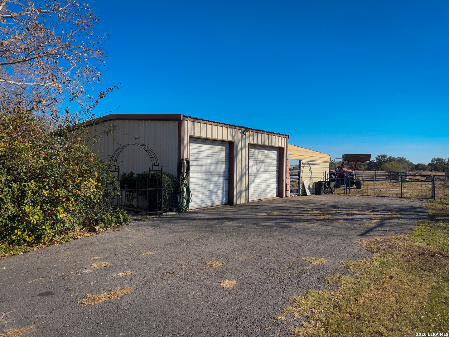 4911 Youngsford Road Marion, TX 78124 - Photo 9 of 20