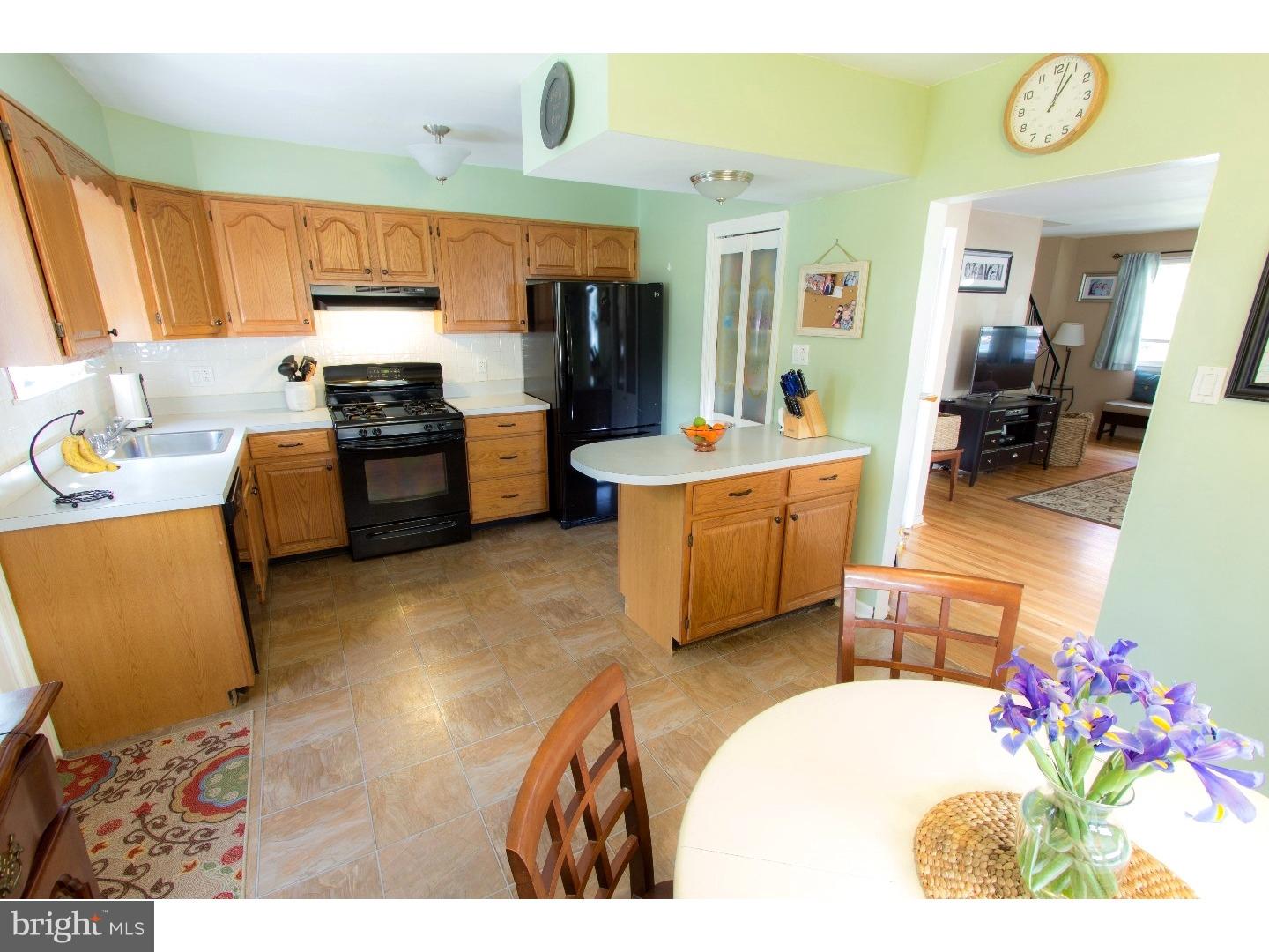 1485 Bluejay Road Roslyn, PA 19001 - Photo 2 of 17 Kitchen