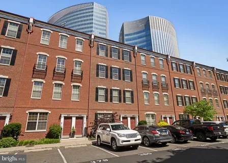 $899,000 | 406 Regatta Drive, Philadelphia, PA 19146