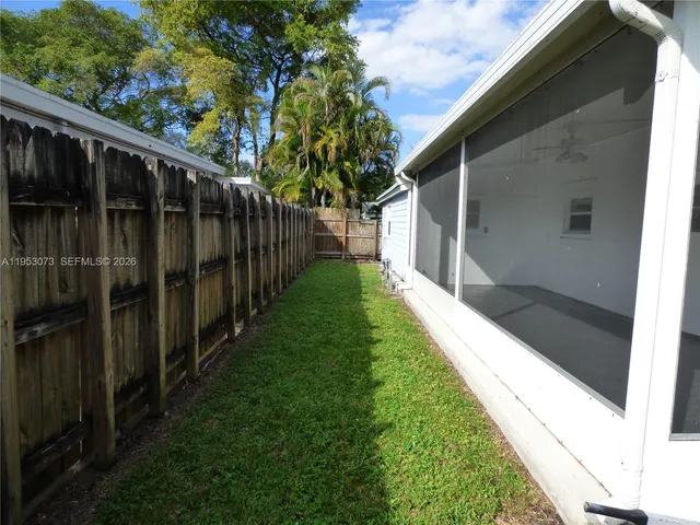 $2,950 | 2148 Northeast 182nd Street, North Miami Beach, FL 33162