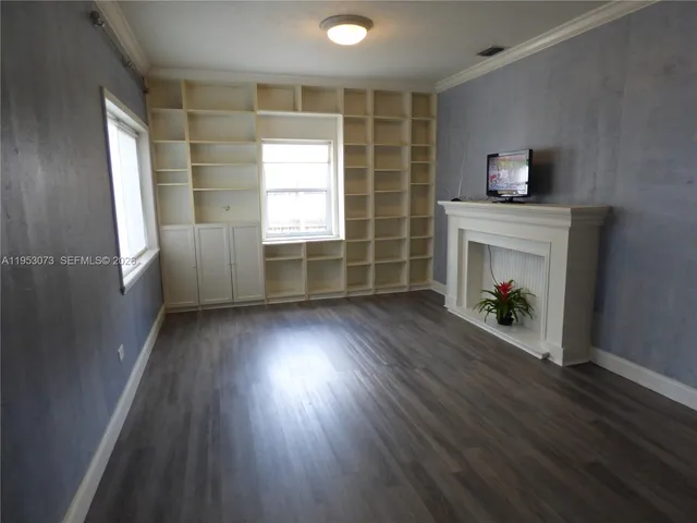 $2,950 | 2148 Northeast 182nd Street, North Miami Beach, FL 33162