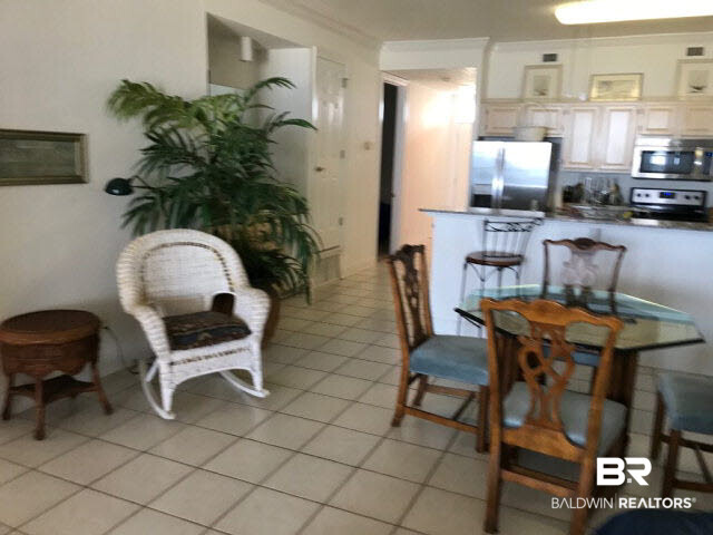 27284 Gulf Road, Unit 712 Orange Beach, AL 36561 - Photo 6 of 30 Dining Area