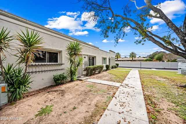 $2,250 | 5945 East Thomas Road, Scottsdale, AZ 85251