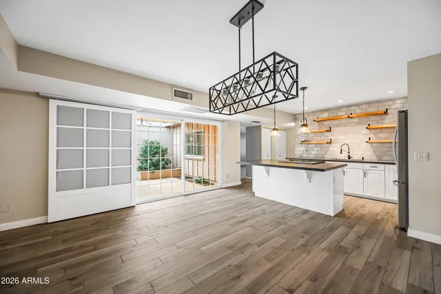 $2,250 | 5945 East Thomas Road, Scottsdale, AZ 85251