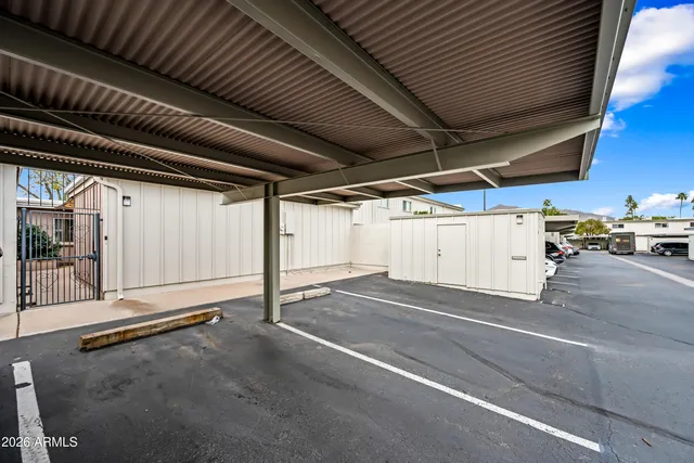 $2,250 | 5945 East Thomas Road, Scottsdale, AZ 85251