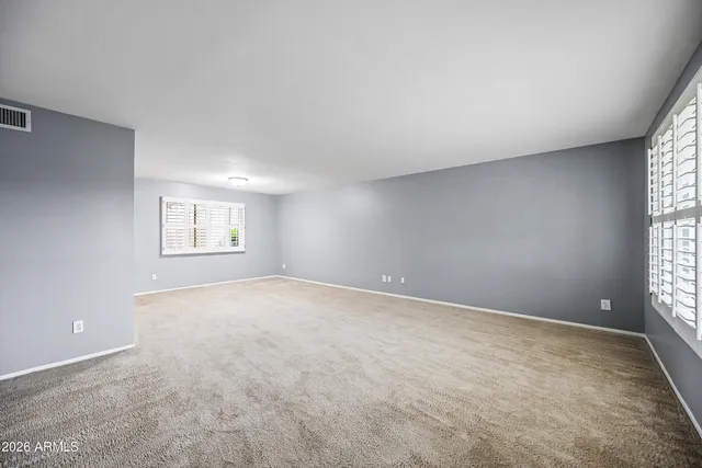 $2,250 | 5945 East Thomas Road, Scottsdale, AZ 85251