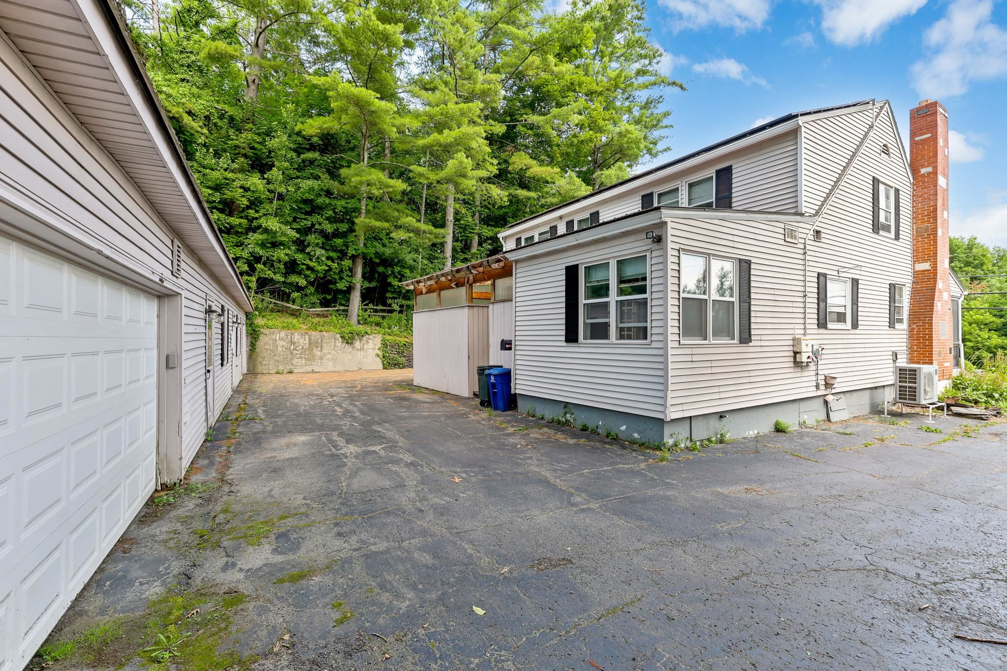 63 Highland Avenue Newport, VT 05855 - Photo 5 of 45