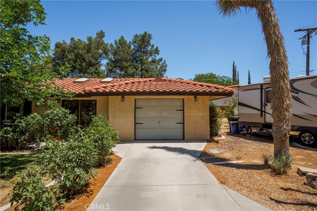 19954 Tinne Road Apple Valley, CA 92307 - Photo 38 of 54