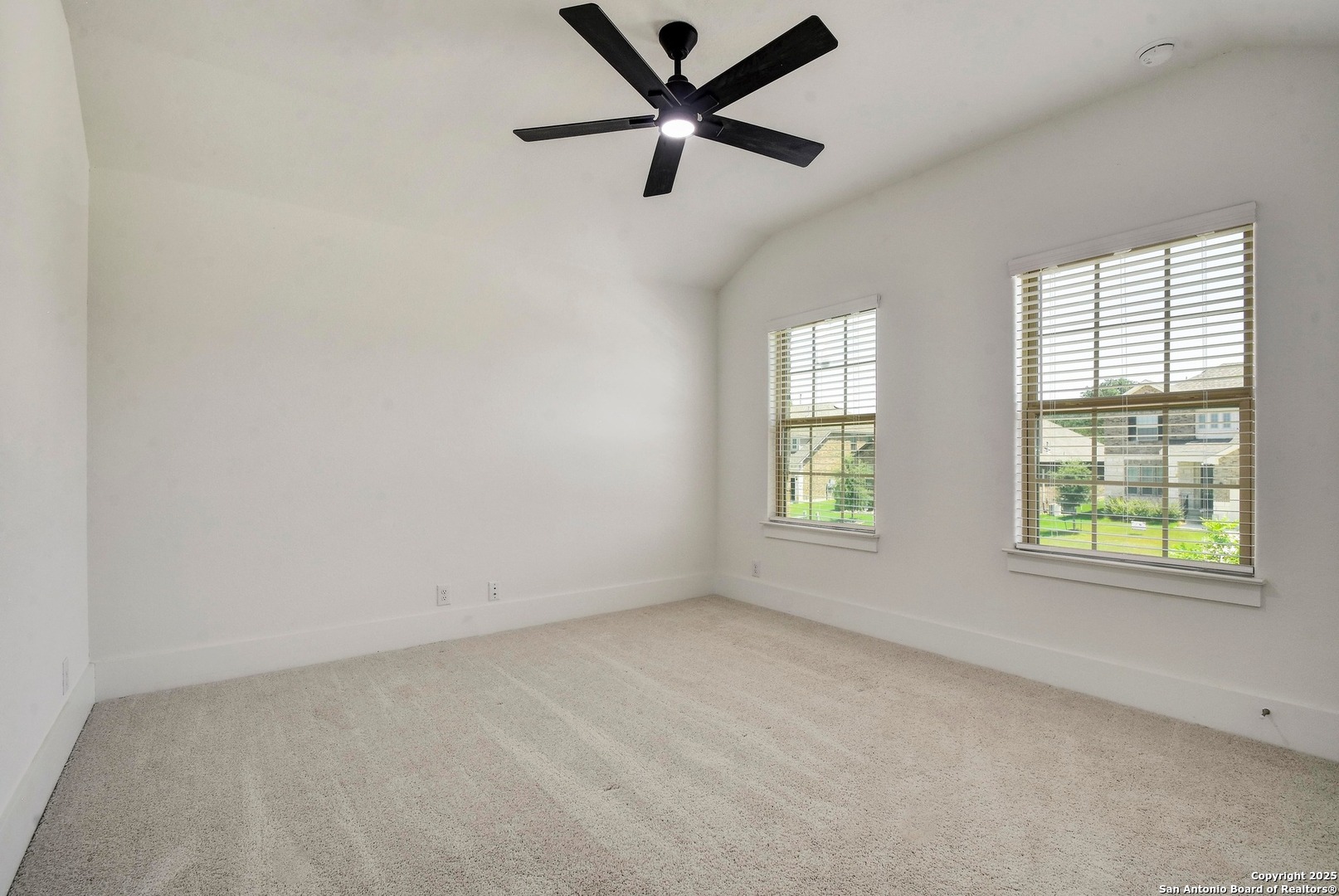 216 Kilmarnock Boerne, TX 78015 - Photo 29 of 35