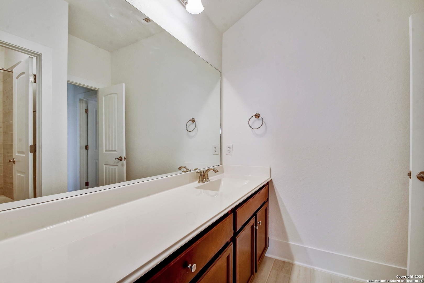 216 Kilmarnock Boerne, TX 78015 - Photo 32 of 35