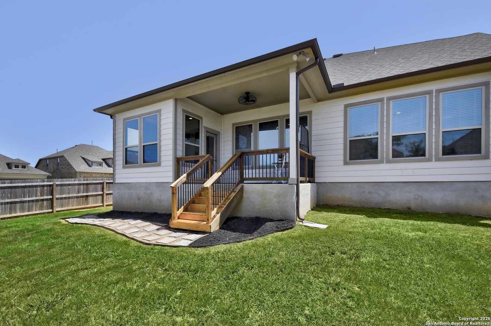 216 Kilmarnock Boerne, TX 78015 - Photo 33 of 35