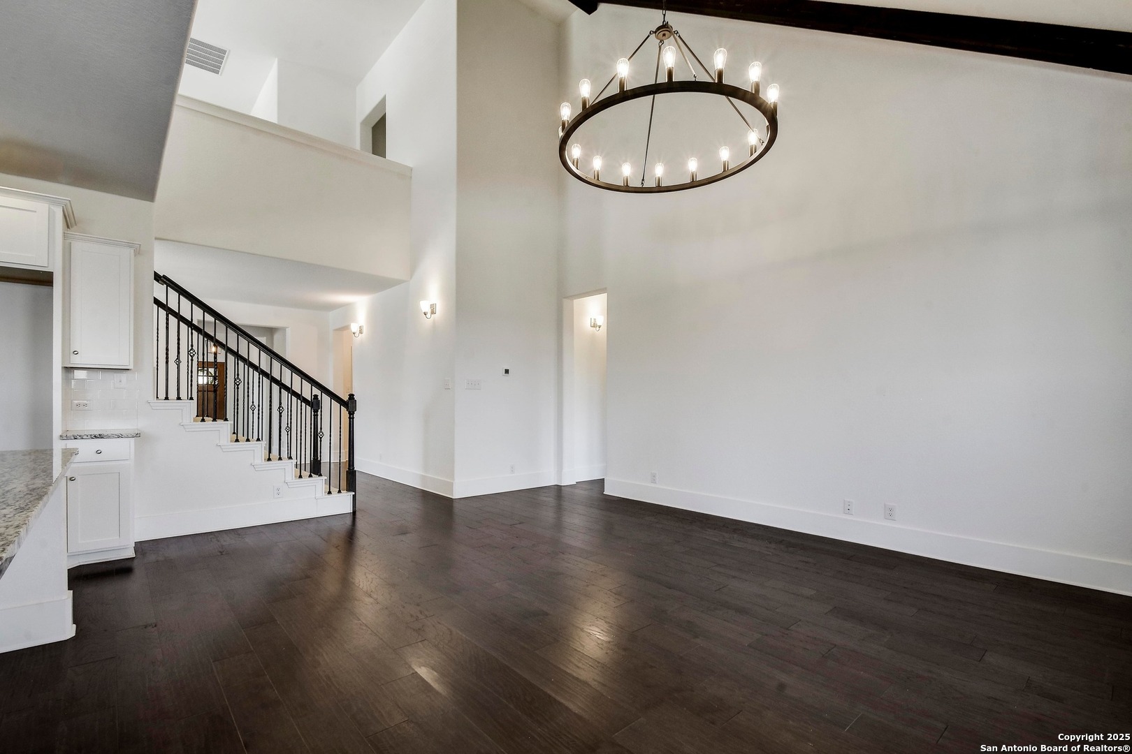 216 Kilmarnock Boerne, TX 78015 - Photo 6 of 35