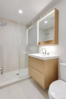 $1,625,000 | 29 Woodland Drive, Roslyn, NY 11576