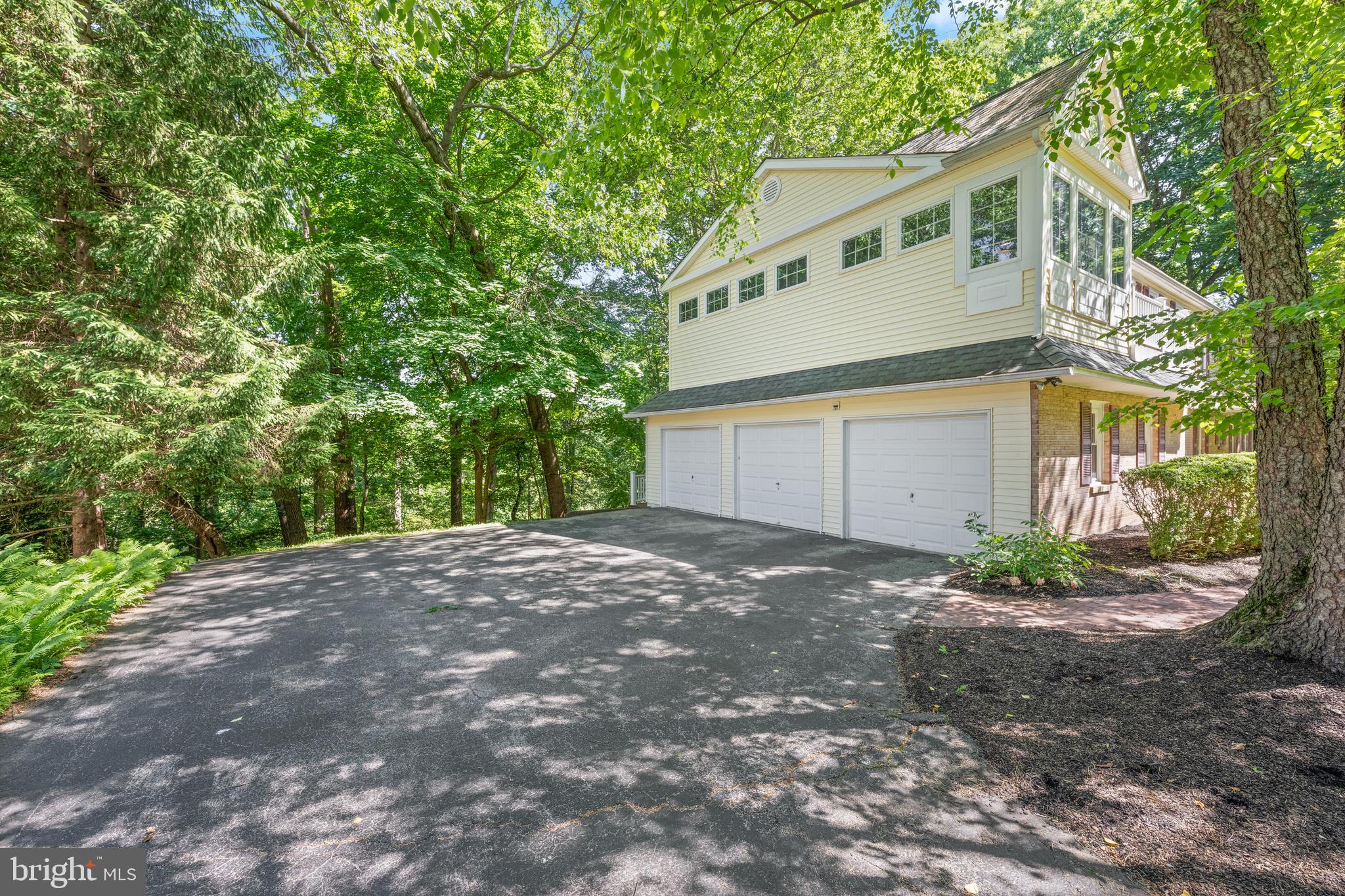 686 Limehouse Road Wayne, PA 19087 - Photo 4 of 58