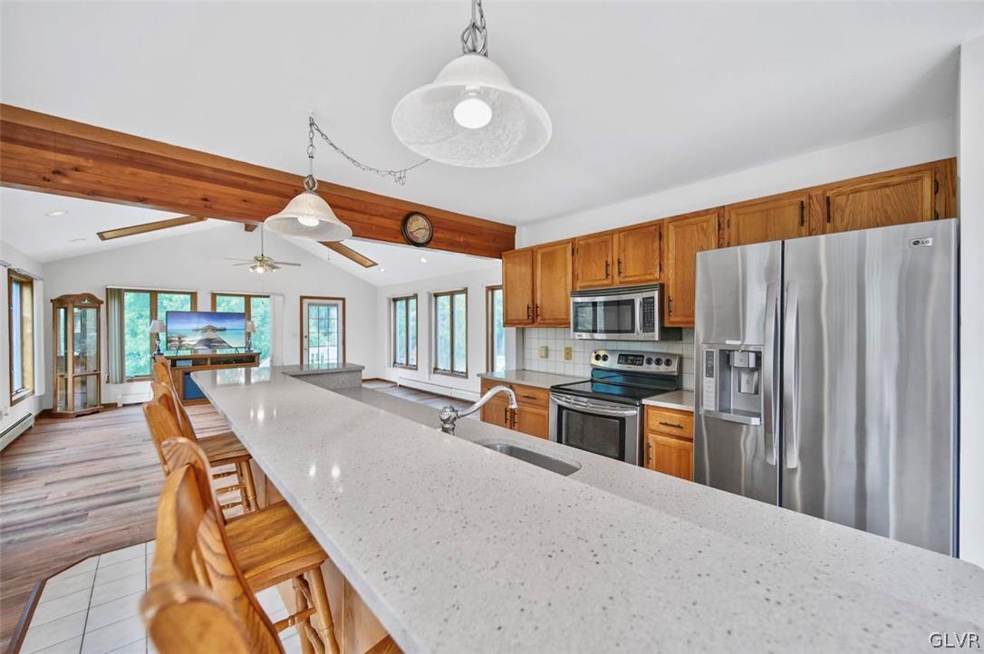 104 Elgin Way Bushkill, PA 18324 - Photo 14 of 50