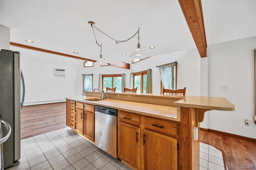 104 Elgin Way Bushkill, PA 18324 - Photo 16 of 50