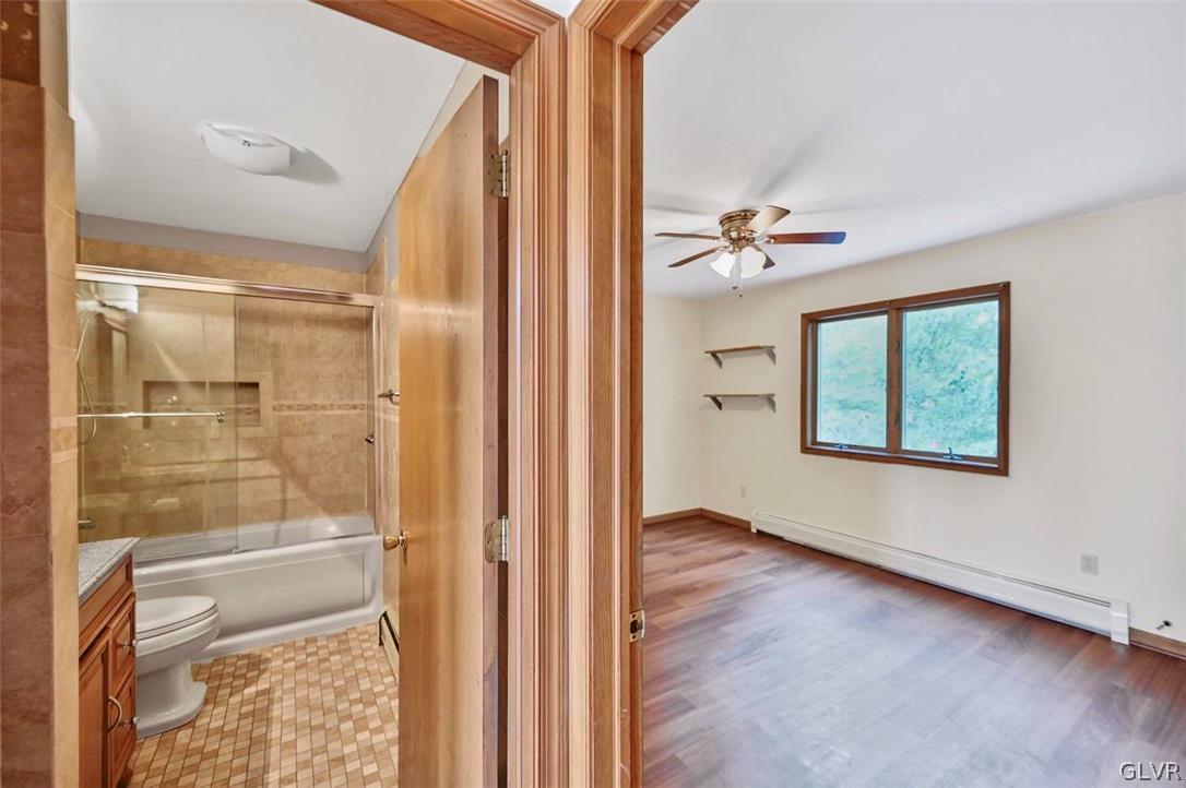 104 Elgin Way Bushkill, PA 18324 - Photo 17 of 50