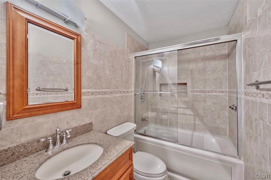 104 Elgin Way Bushkill, PA 18324 - Photo 20 of 50