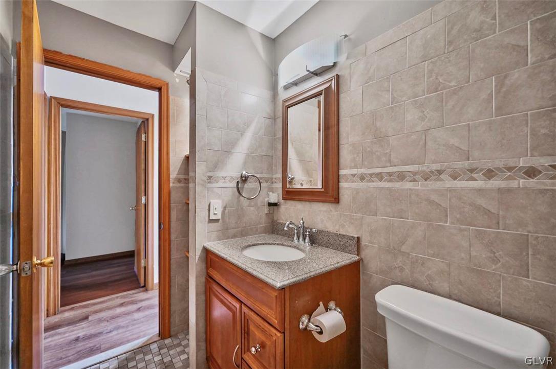 104 Elgin Way Bushkill, PA 18324 - Photo 21 of 50