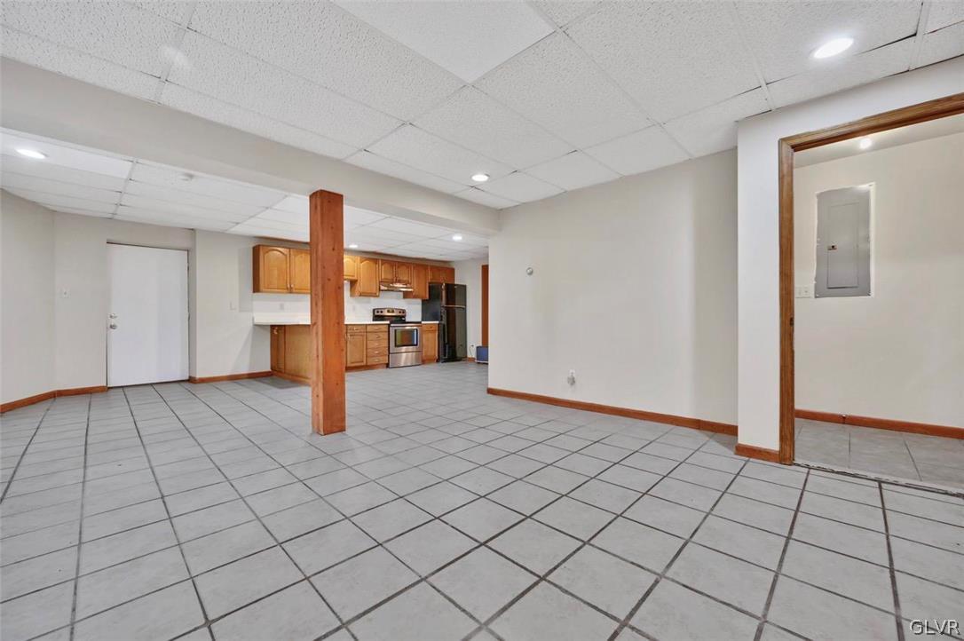 104 Elgin Way Bushkill, PA 18324 - Photo 36 of 50