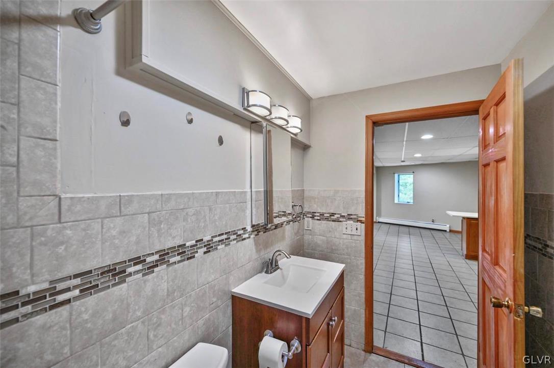 104 Elgin Way Bushkill, PA 18324 - Photo 43 of 50