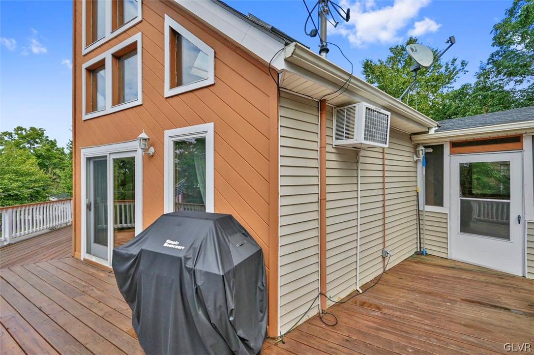 104 Elgin Way Bushkill, PA 18324 - Photo 45 of 50