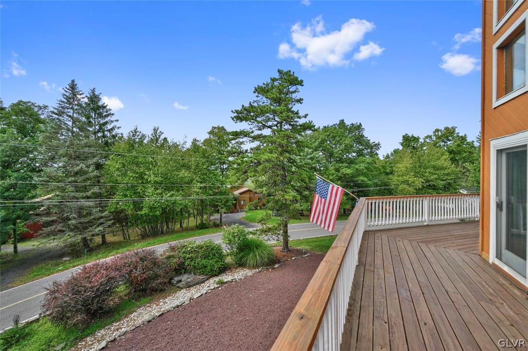 104 Elgin Way Bushkill, PA 18324 - Photo 46 of 50