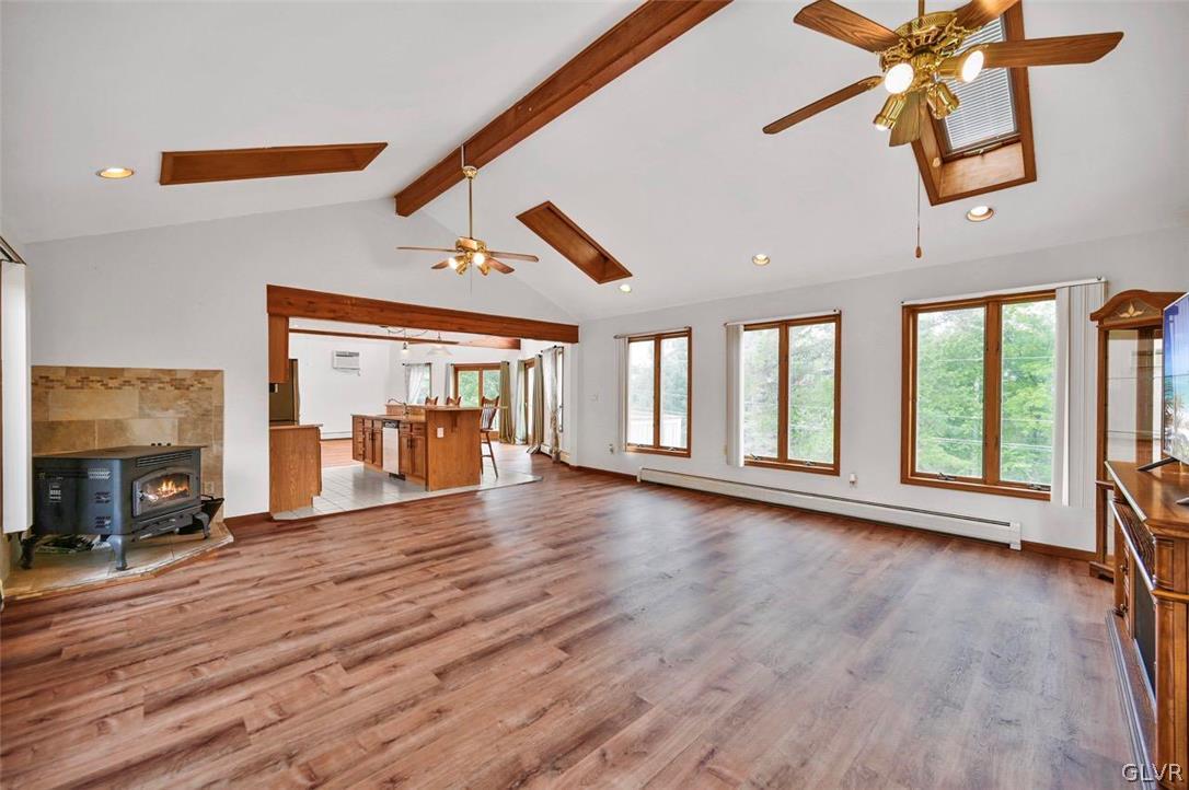 104 Elgin Way Bushkill, PA 18324 - Photo 5 of 50