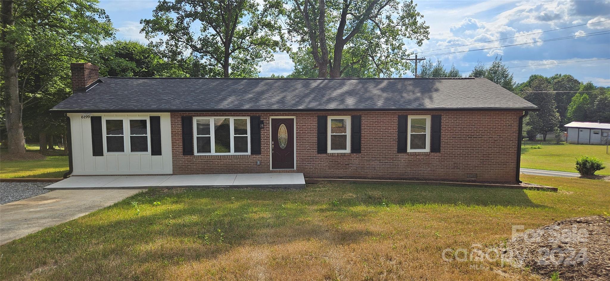 2408 Clark Loop Morganton, NC 28655 - Photo 1 of 42 Gallery Image 1