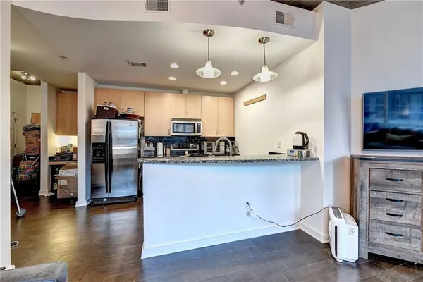 $2,750 | 400 West Peachtree Street Northwest, Unit 711, Atlanta, GA 30308