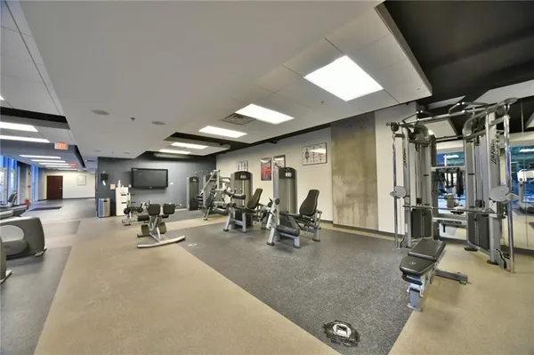$2,750 | 400 West Peachtree Street Northwest, Unit 711, Atlanta, GA 30308