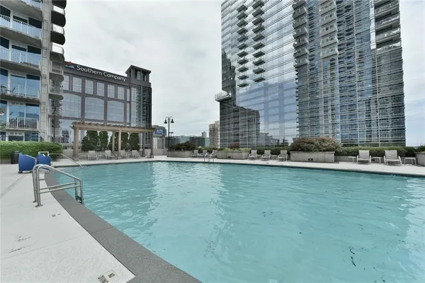 $2,750 | 400 West Peachtree Street Northwest, Unit 711, Atlanta, GA 30308