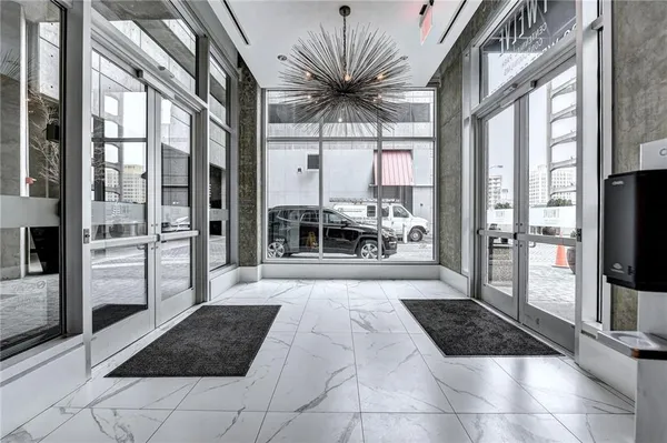 $2,750 | 400 West Peachtree Street Northwest, Unit 711, Atlanta, GA 30308