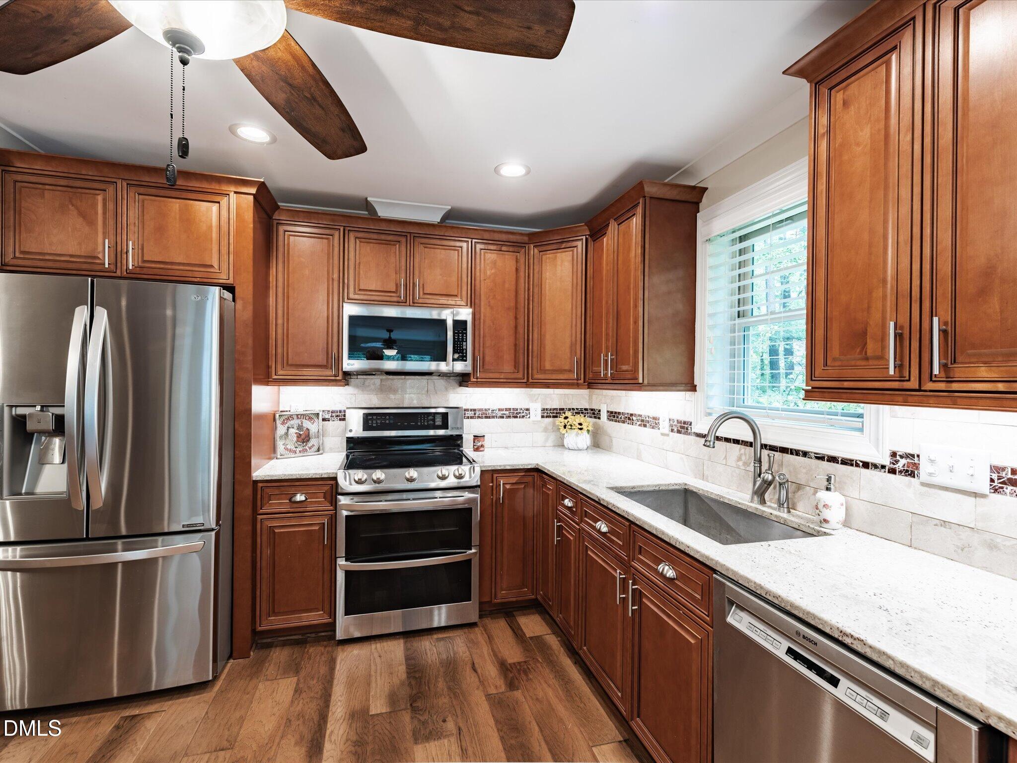 4532 Johnson Pond Road Apex, NC 27539 - Photo 16 of 50 16-Kitchen