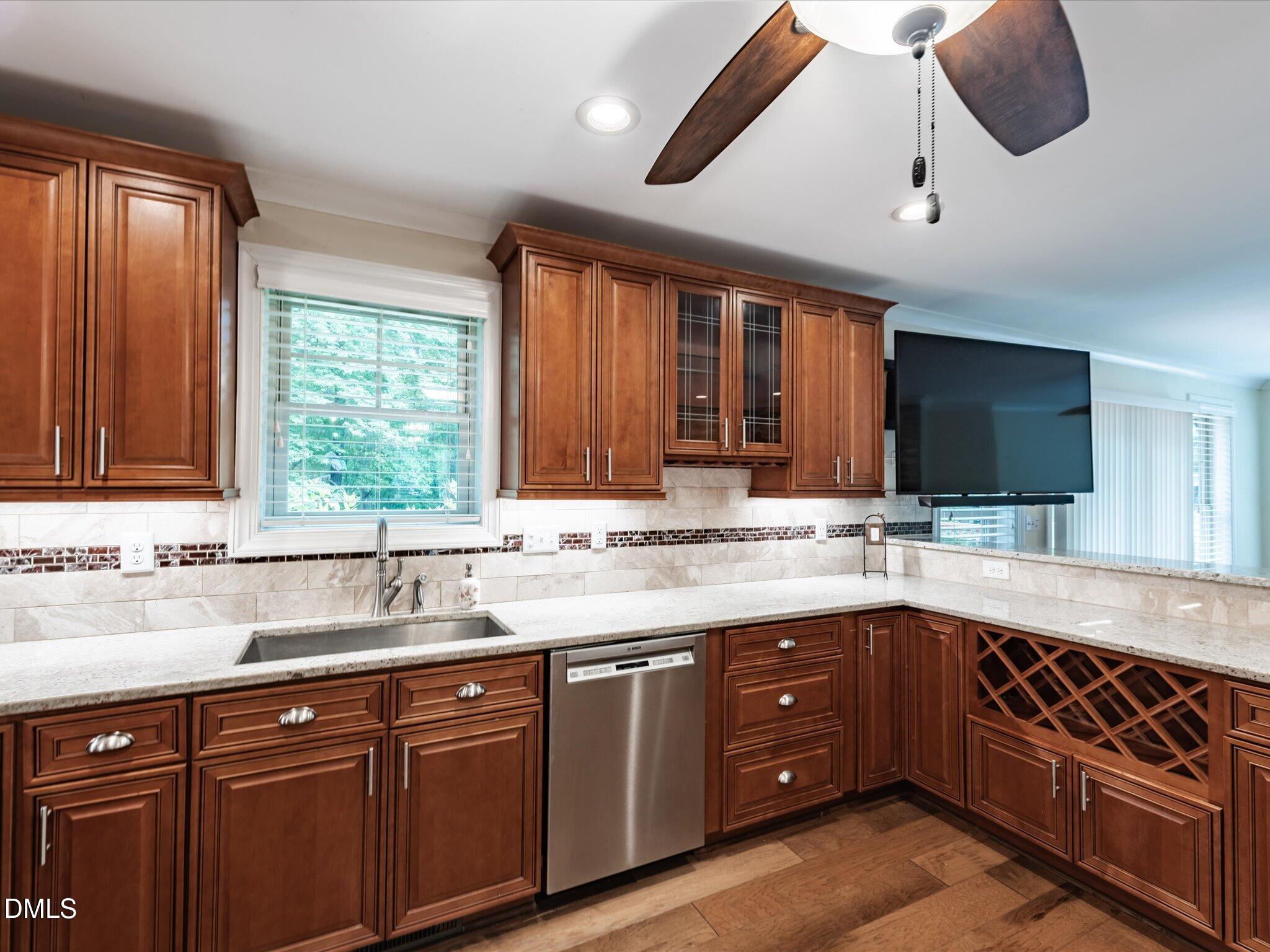4532 Johnson Pond Road Apex, NC 27539 - Photo 17 of 50 17-Kitchen