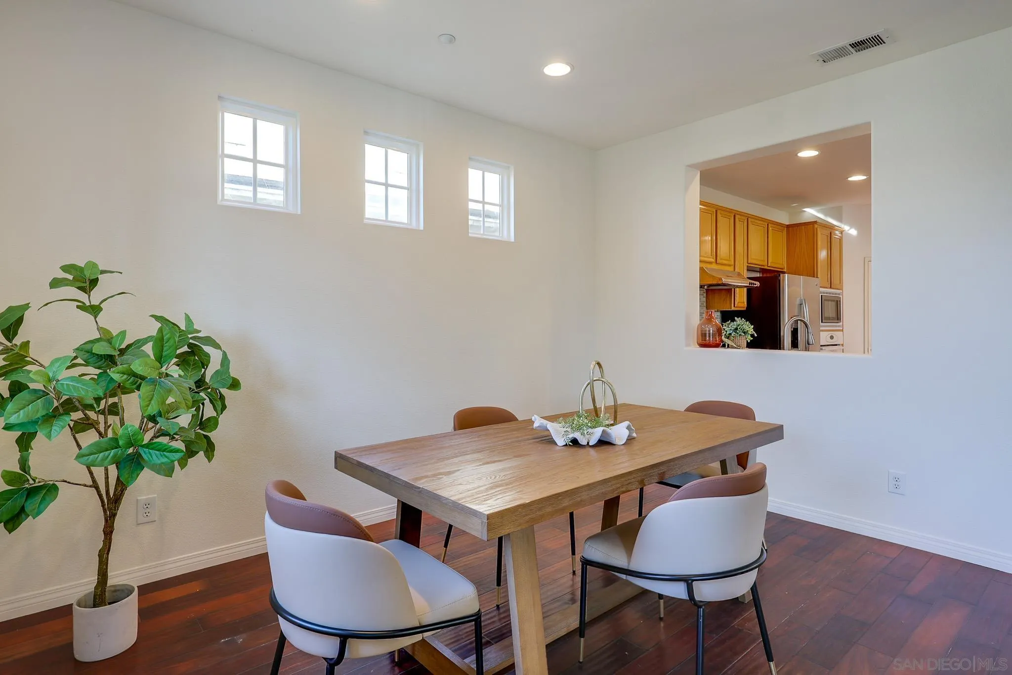 16639 Deer Ridge Road San Diego, CA 92127 - Photo 7 of 37