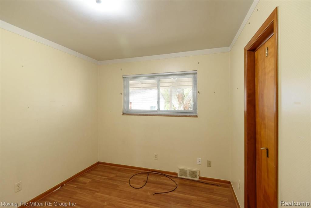 3 Waynewood Court Dearborn, MI 48124 - Photo 18 of 53