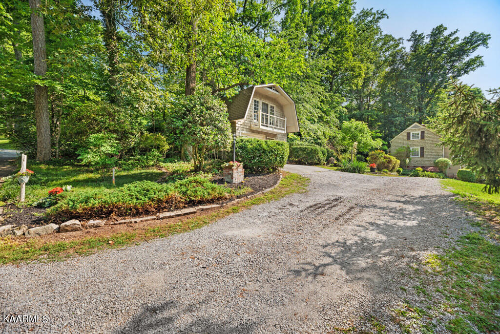 19 East Norris Road Norris, TN 37828 - Photo 5 of 56 IMG_6983