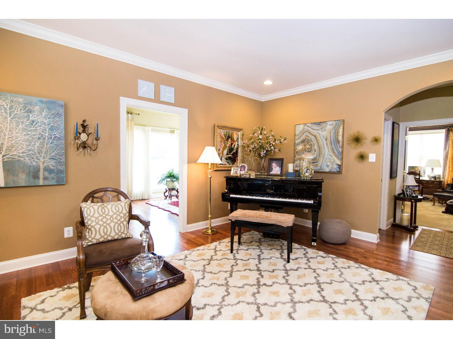 800 Castleton Drive Mickleton, NJ 08056 - Photo 4 of 25