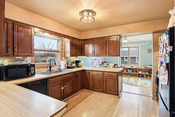 $339,900 | 1209 Westwood Drive, Faribault, MN 55021