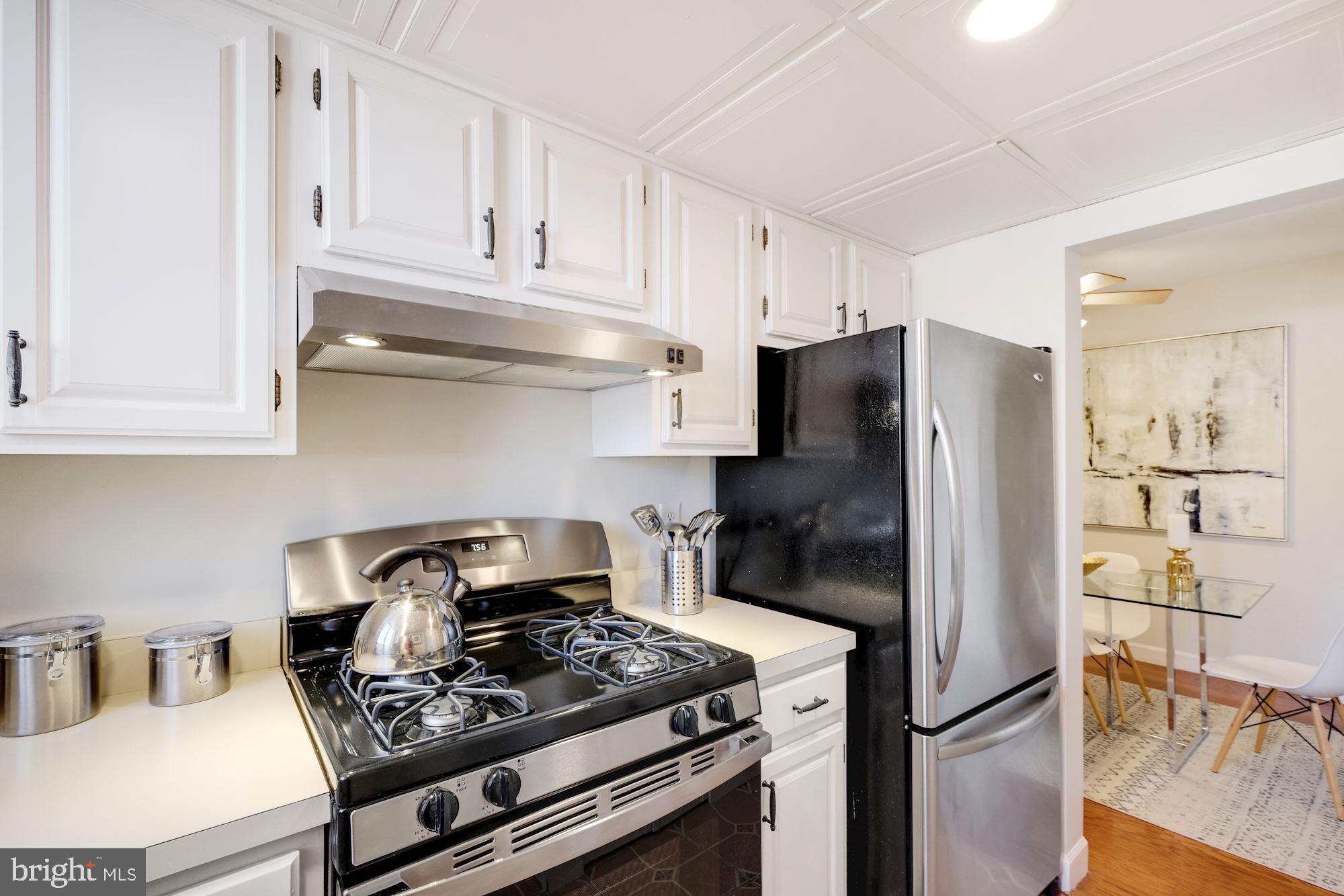 2610 Tunlaw Road Northwest, Unit 303 Washington, DC 20007 - Photo 13 of 19