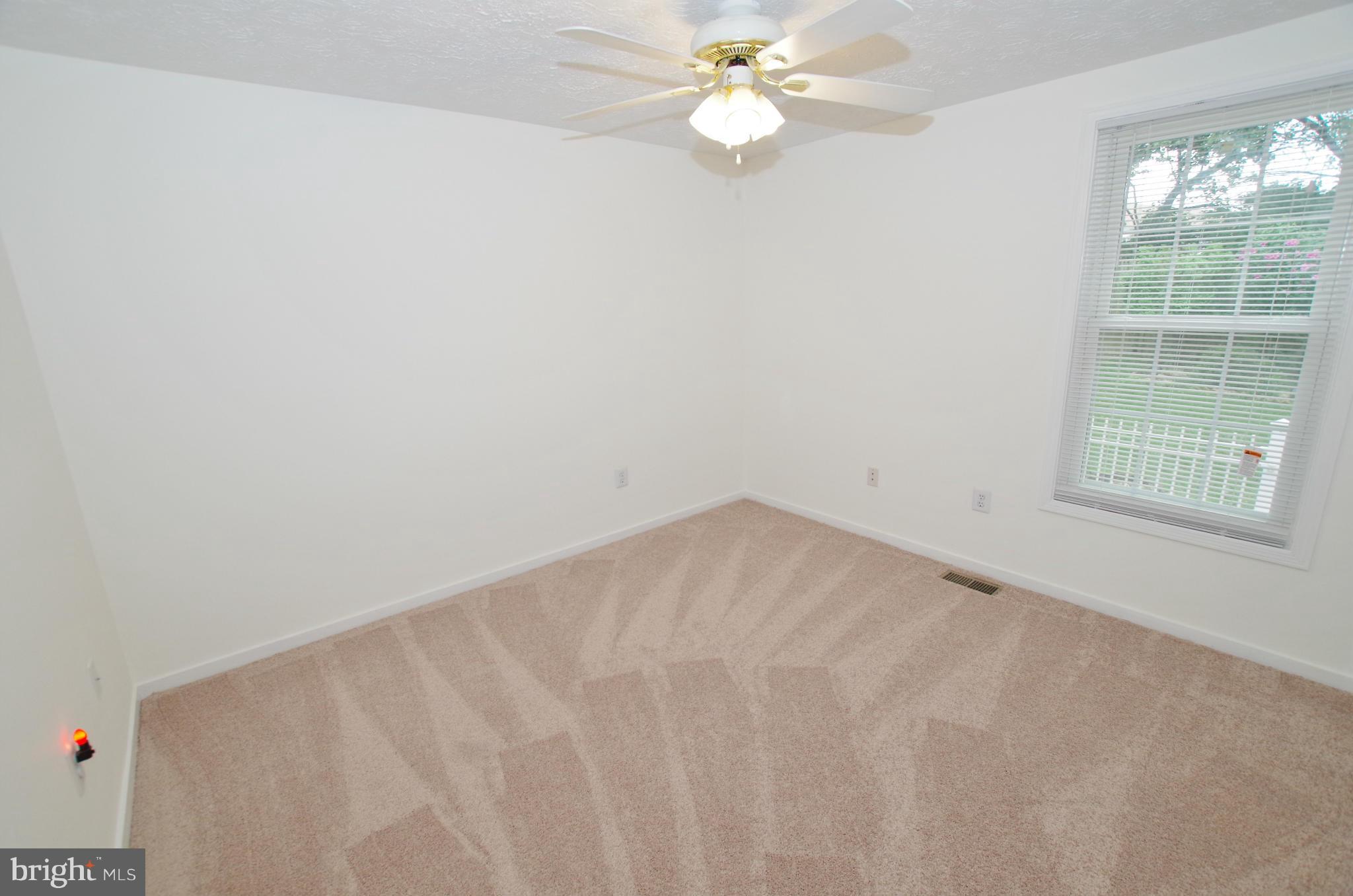 7312 Torran Rocks Way Gaithersburg, MD 20879 - Photo 11 of 30 Bedroom with Ceiling Fan