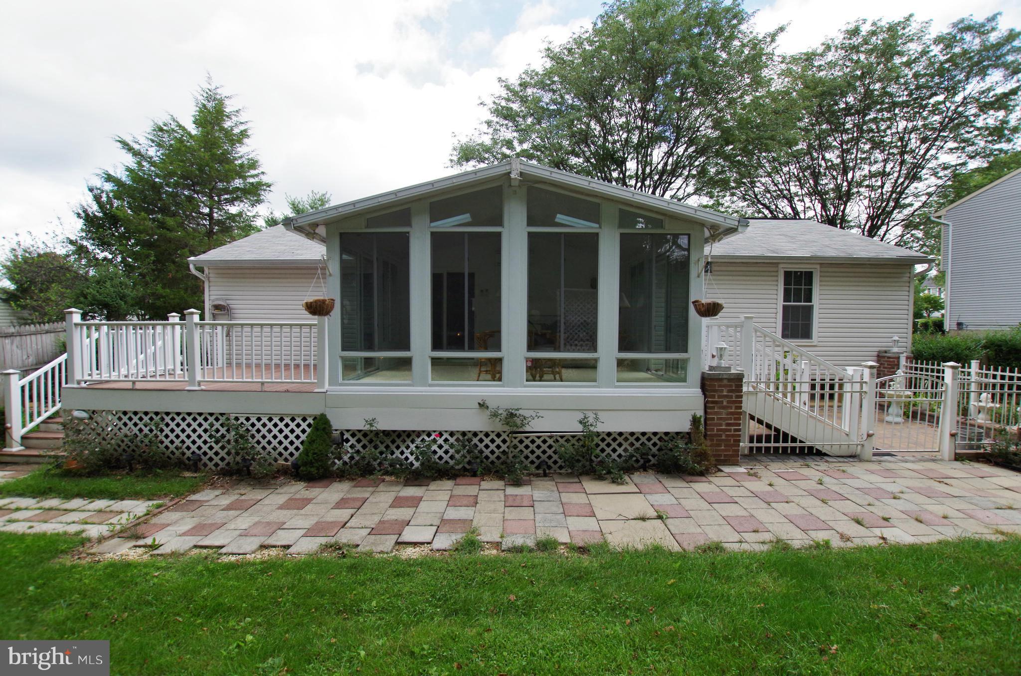 7312 Torran Rocks Way Gaithersburg, MD 20879 - Photo 24 of 30 View of Four Season Surnoom